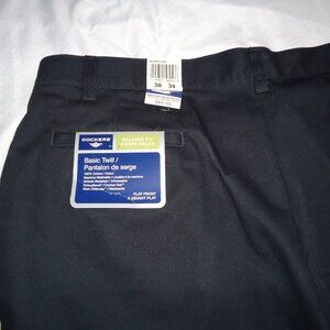 Mens Dockers Pants (New With Tags)